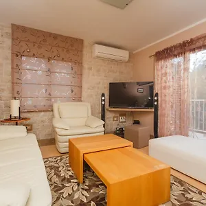  Apartamento Zaninovic